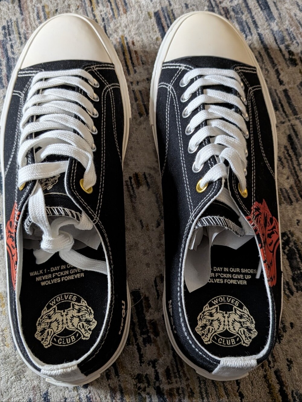 Darc Sport Walk 1-DIOS Wolves Forever Low Top Sneakers Black/Red Men's 13